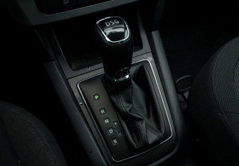 Подержанный автомобиль Skoda Yeti 2013 года (14 фото)