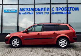 Подержанный автомобиль Renault Megane Wagon 2006 года (2 фото)