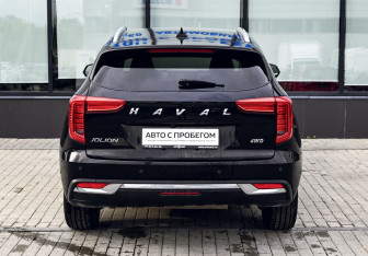 Подержанный автомобиль Haval Jolion 2023 года (4 фото)