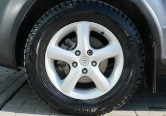 Подержанный автомобиль Suzuki SX4 Hatchback 2007 года (18 фото)