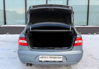 Подержанный автомобиль Skoda Superb Liftback 2012 года (20 фото)