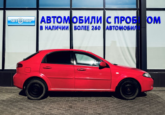Подержанный автомобиль Chevrolet Lacetti Hatchback 2005 года (6 фото)