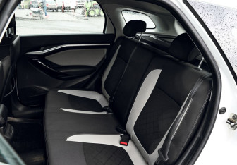 Подержанный автомобиль LADA (ВАЗ) Vesta Wagon 2019 года (17 фото)