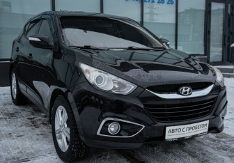 Подержанный автомобиль Hyundai ix35 2013 года (7 фото)