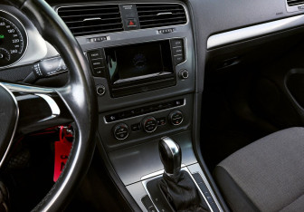 Подержанный автомобиль Volkswagen Golf Hatchback 2013 года (9 фото)