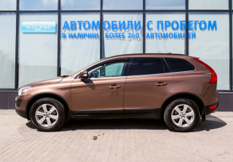 Подержанный автомобиль Volvo XC60 2012 года (2 фото)
