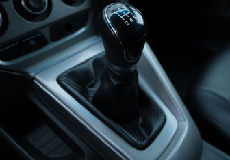 Подержанный автомобиль Ford Focus Sedan 2011 года (12 фото)