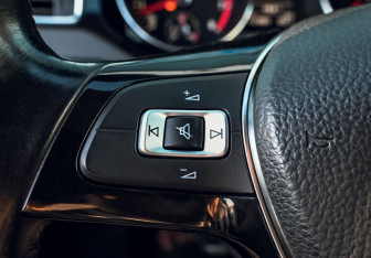 Подержанный автомобиль Volkswagen Jetta Sedan 2016 года (14 фото)