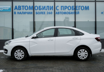 Подержанный автомобиль LADA (ВАЗ) Vesta Sedan 2023 года (2 фото)