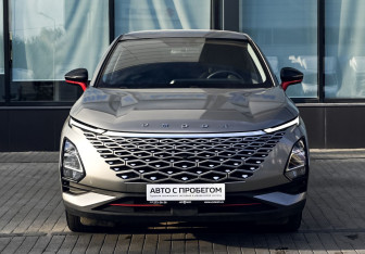 Подержанный автомобиль Omoda C5 2022 года (8 фото)