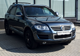 Подержанный автомобиль Volkswagen Touareg 2007 года (7 фото)