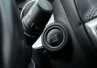 Подержанный автомобиль Mazda CX-5 2016 года (15 фото)