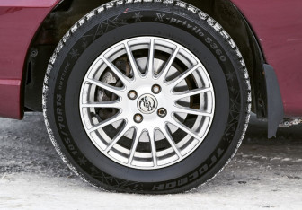 Подержанный автомобиль Kia Spectra Sedan 2006 года (20 фото)