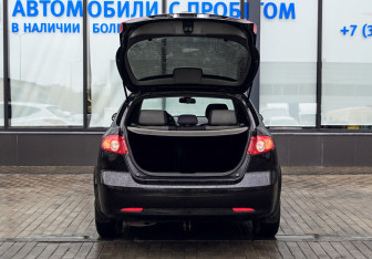 Подержанный автомобиль Chevrolet Lacetti Hatchback 2007 года (19 фото)