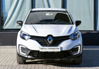 Подержанный автомобиль Renault Kaptur 2019 года (8 фото)