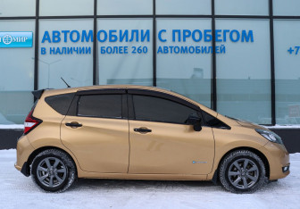 Подержанный автомобиль Nissan Note 2019 года (6 фото)