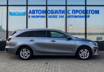 Подержанный автомобиль Kia Ceed Wagon 2019 года (6 фото)