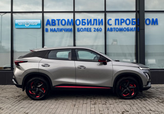 Подержанный автомобиль Omoda C5 2023 года (6 фото)