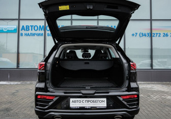 Подержанный автомобиль JAC JS6 2023 года (21 фото)