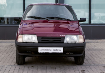 Подержанный автомобиль ИЖ 2126 «Ода» 2004 года (8 фото)