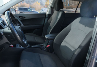 Подержанный автомобиль Hyundai Creta 2020 года (20 фото)