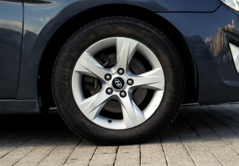 Подержанный автомобиль Hyundai i40 Sedan 2013 года (20 фото)