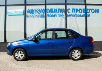 Подержанный автомобиль LADA (ВАЗ) Granta Sedan 2022 года (2 фото)