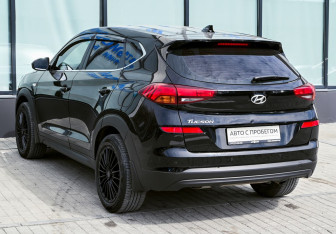 Подержанный автомобиль Hyundai Tucson 2019 года (3 фото)