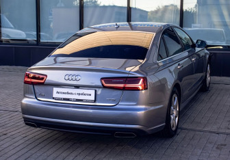 Подержанный автомобиль Audi A6 Sedan 2016 года (5 фото)