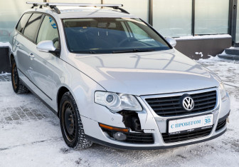 Подержанный автомобиль Volkswagen Passat Wagon 2008 года (7 фото)