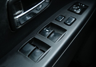 Подержанный автомобиль Mitsubishi ASX 2012 года (11 фото)