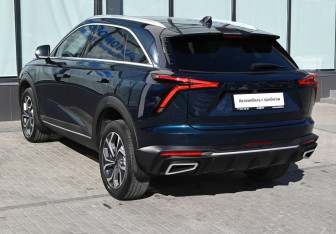 Подержанный автомобиль Haval F7 2025 года (3 фото)