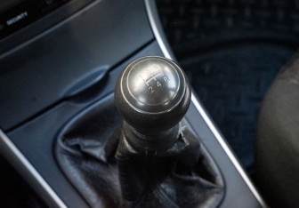 Подержанный автомобиль Toyota Corolla Sedan 2008 года (14 фото)