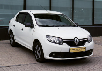 Подержанный автомобиль Renault Logan Sedan 2015 года (7 фото)
