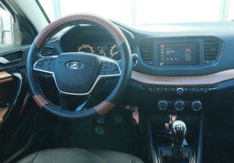 Подержанный автомобиль LADA (ВАЗ) Vesta Sedan 2023 года (10 фото)