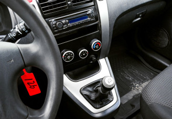 Подержанный автомобиль Hyundai Tucson 2008 года (9 фото)