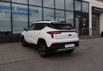 Подержанный автомобиль Москвич 3 2025 года (3 фото)