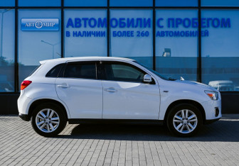 Подержанный автомобиль Mitsubishi RVR Suv 2013 года (6 фото)