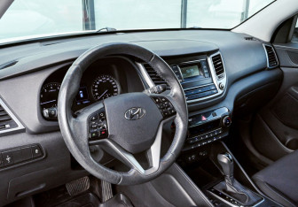 Подержанный автомобиль Hyundai Tucson 2018 года (15 фото)