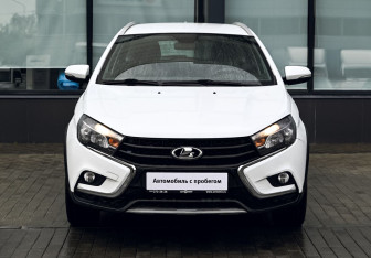 Подержанный автомобиль LADA (ВАЗ) Vesta Wagon 2019 года (8 фото)