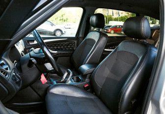 Подержанный автомобиль Ford S-MAX 2008 года (15 фото)