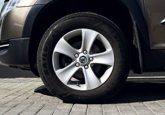 Подержанный автомобиль Skoda Yeti 2010 года (21 фото)