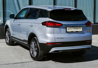 Подержанный автомобиль Geely Atlas Pro 2022 года (3 фото)