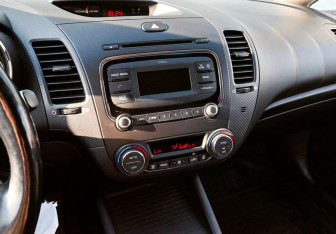 Подержанный автомобиль Kia Cerato Sedan 2019 года (10 фото)