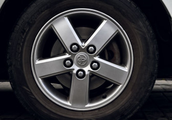 Подержанный автомобиль Toyota Auris Hatchback 2008 года (20 фото)
