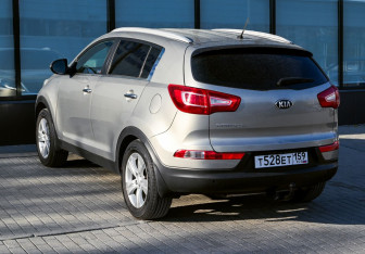 Подержанный автомобиль Kia Sportage 2014 года (3 фото)
