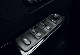 Подержанный автомобиль Renault Kaptur 2016 года (15 фото)