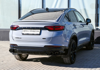 Подержанный автомобиль Geely Tugella 2023 года (5 фото)