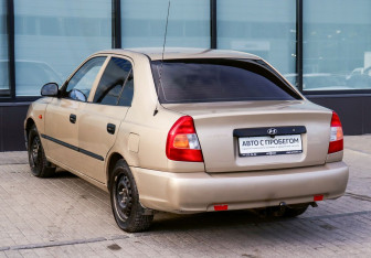 Подержанный автомобиль Hyundai Accent Sedan 2006 года (3 фото)