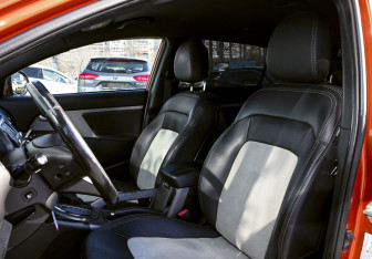 Подержанный автомобиль Kia Sportage 2014 года (14 фото)